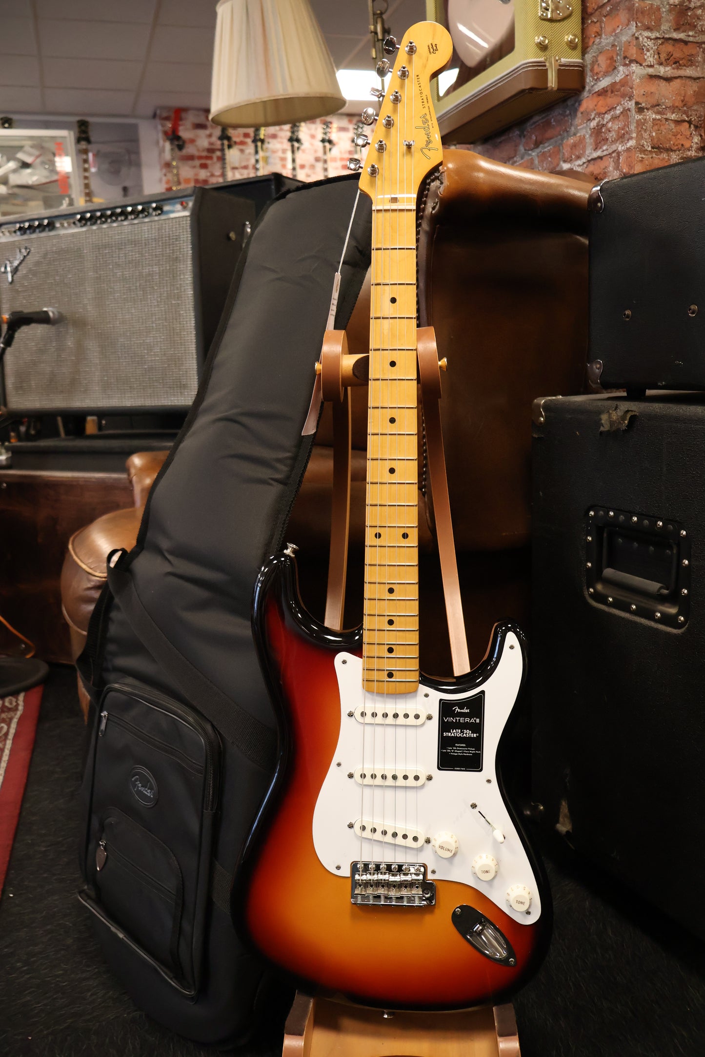 Fender Vintera III Late '50s Stratocaster 3-Color Sunburst (B-Stock)