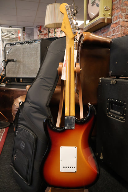 Fender Vintera III Late '50s Stratocaster 3-Color Sunburst (B-Stock)