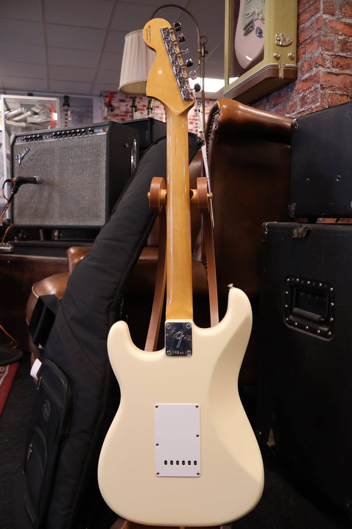 Fender Vintera III Late '60s Stratocaster Olympic White (B-Stock)