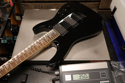 Jackson DKMGTFF Dinky Hard Tail Flame Fingerboard
