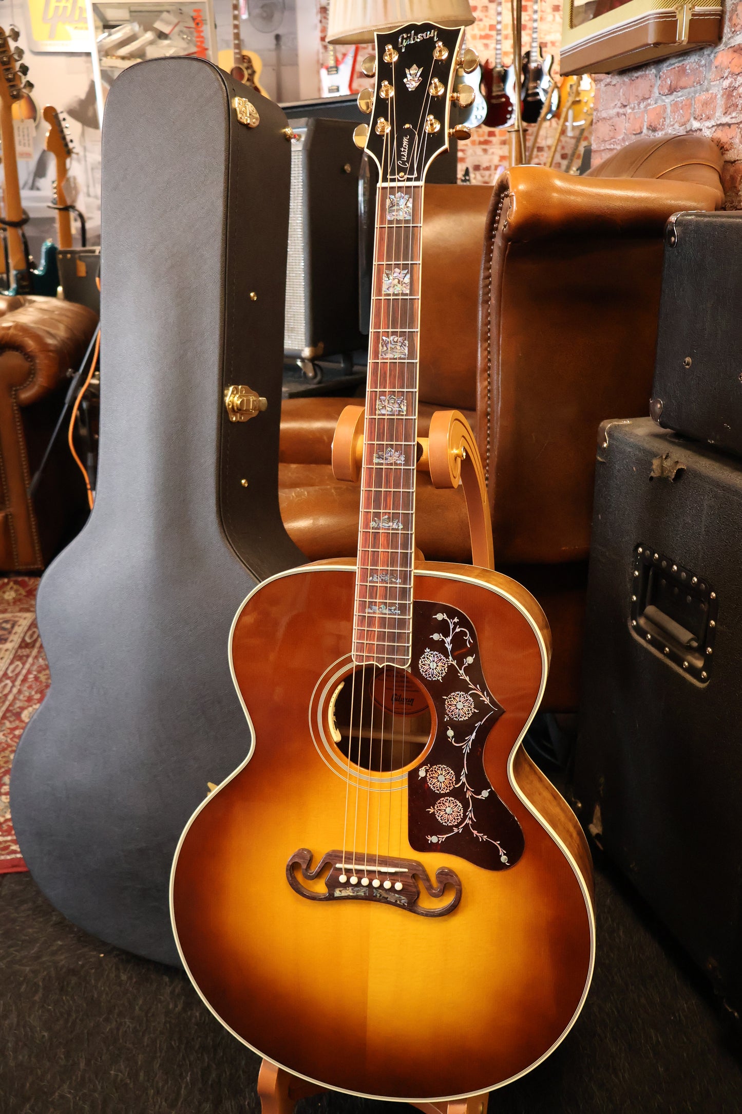 Gibson SJ-200 Custom Elegant Koa