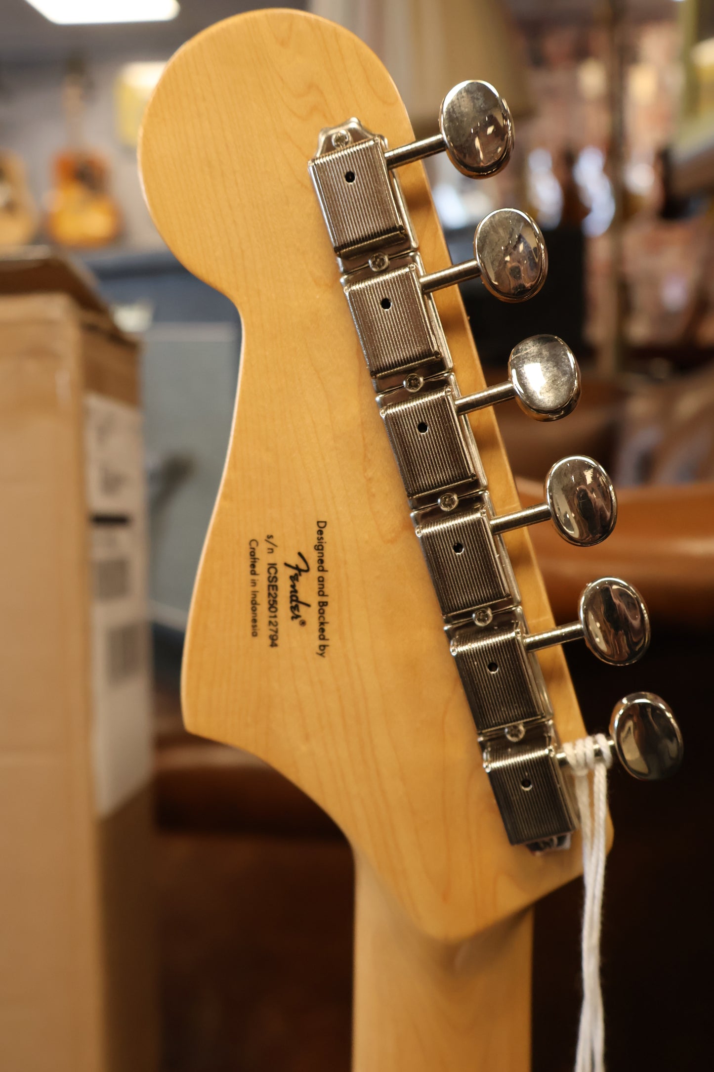 Squier Classic Vibe '60s Jazzmaster Tahitian Coral