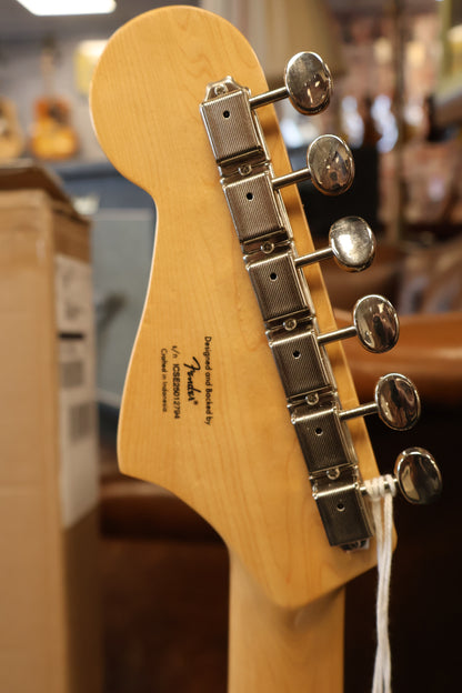 Squier Classic Vibe '60s Jazzmaster Tahitian Coral