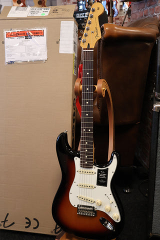 Fender Player II Stratocaster 3-Color Sunburst