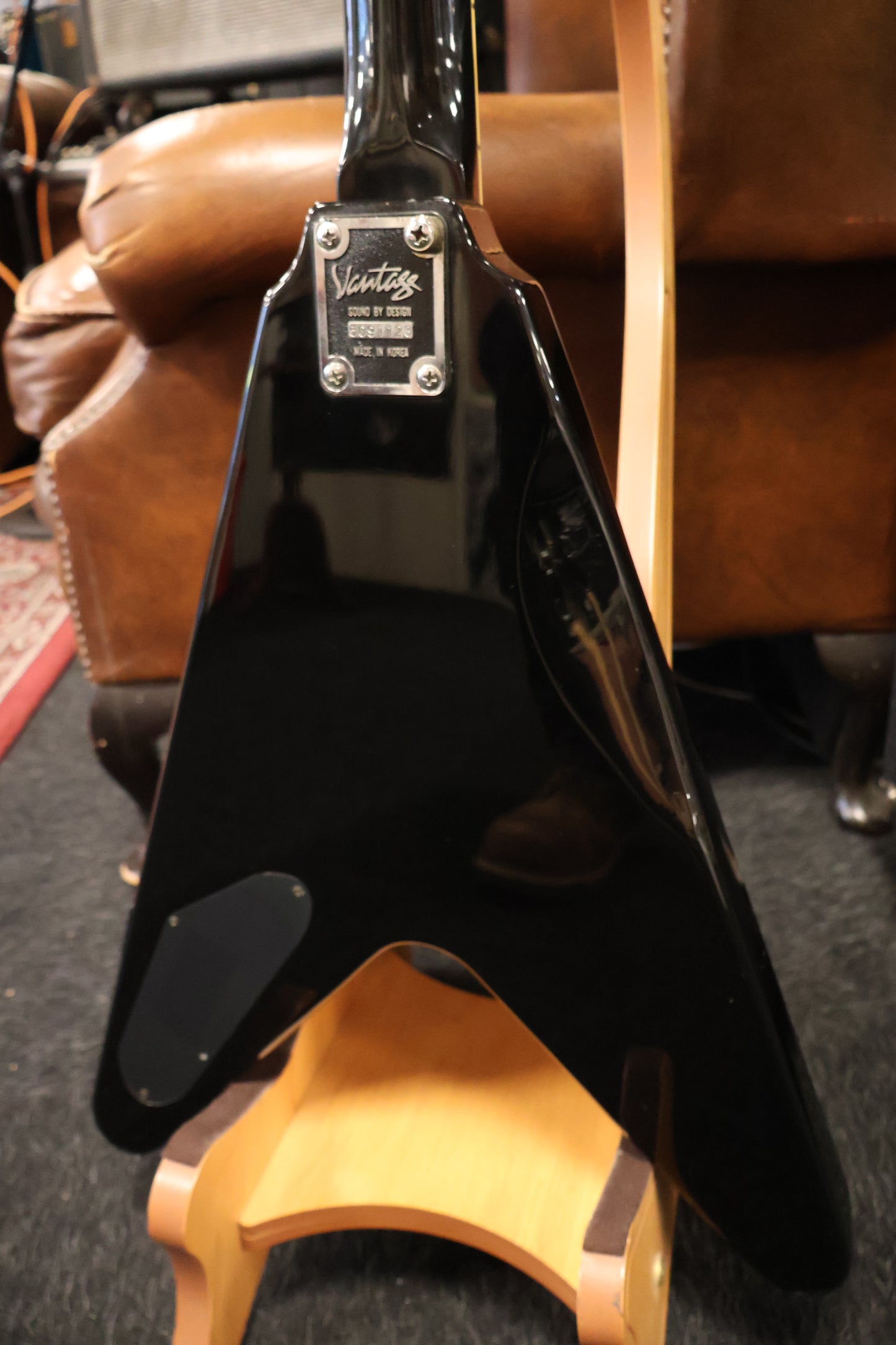 Vintage VF-405 Model Black (Used)
