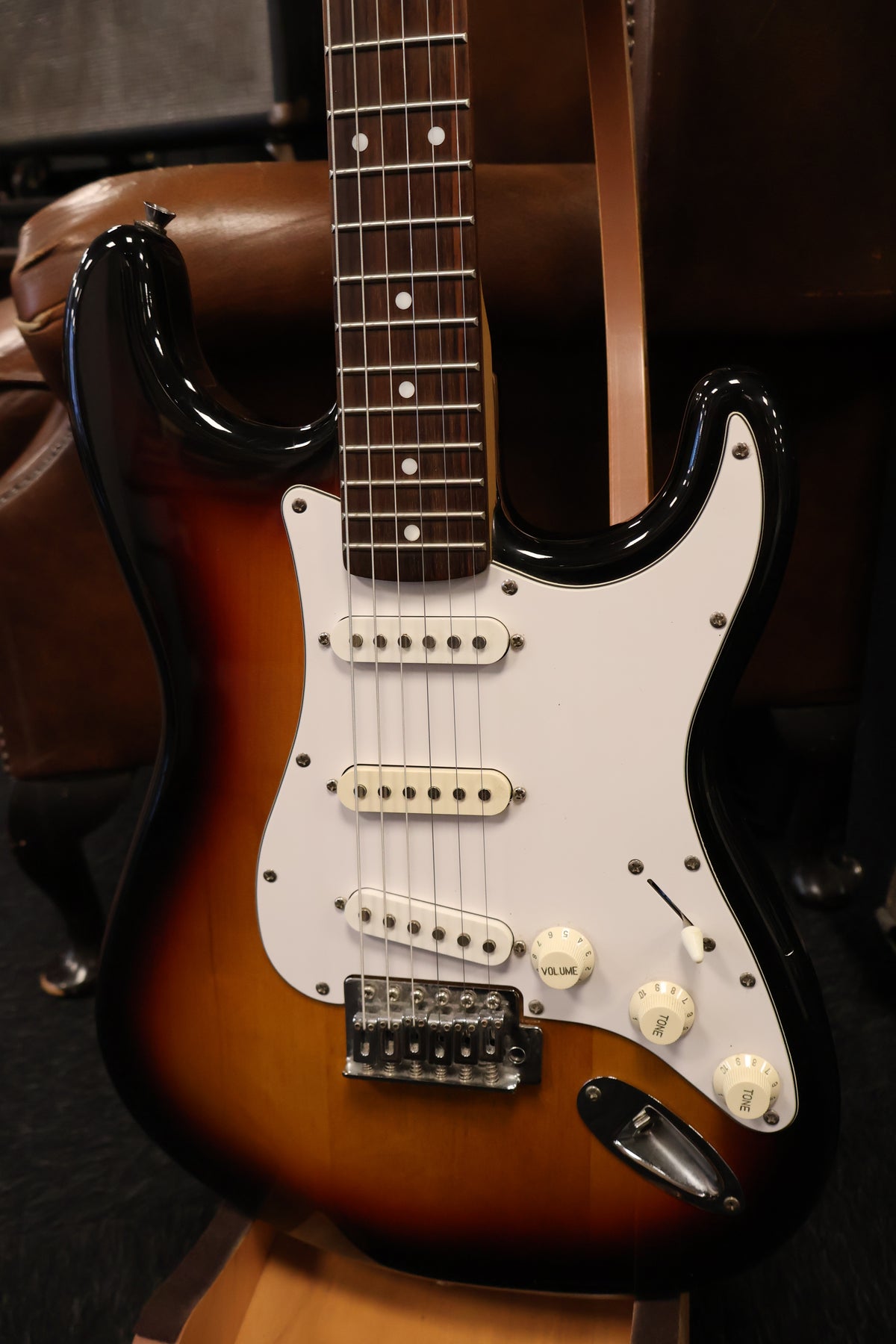 SX Stratocaster model Sunburst (Used)