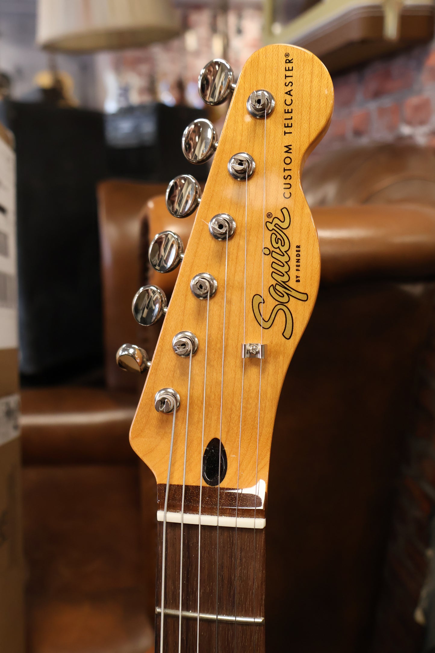 Squier Classic Vibe Custom Telecaster SH with Bigsby Lake Placid Blue