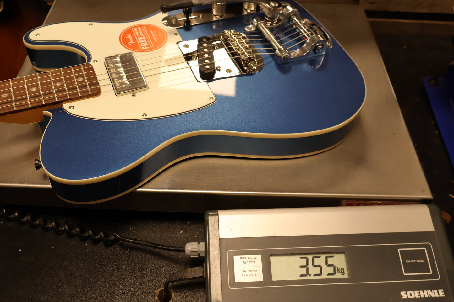 Squier Classic Vibe Custom Telecaster SH with Bigsby Lake Placid Blue