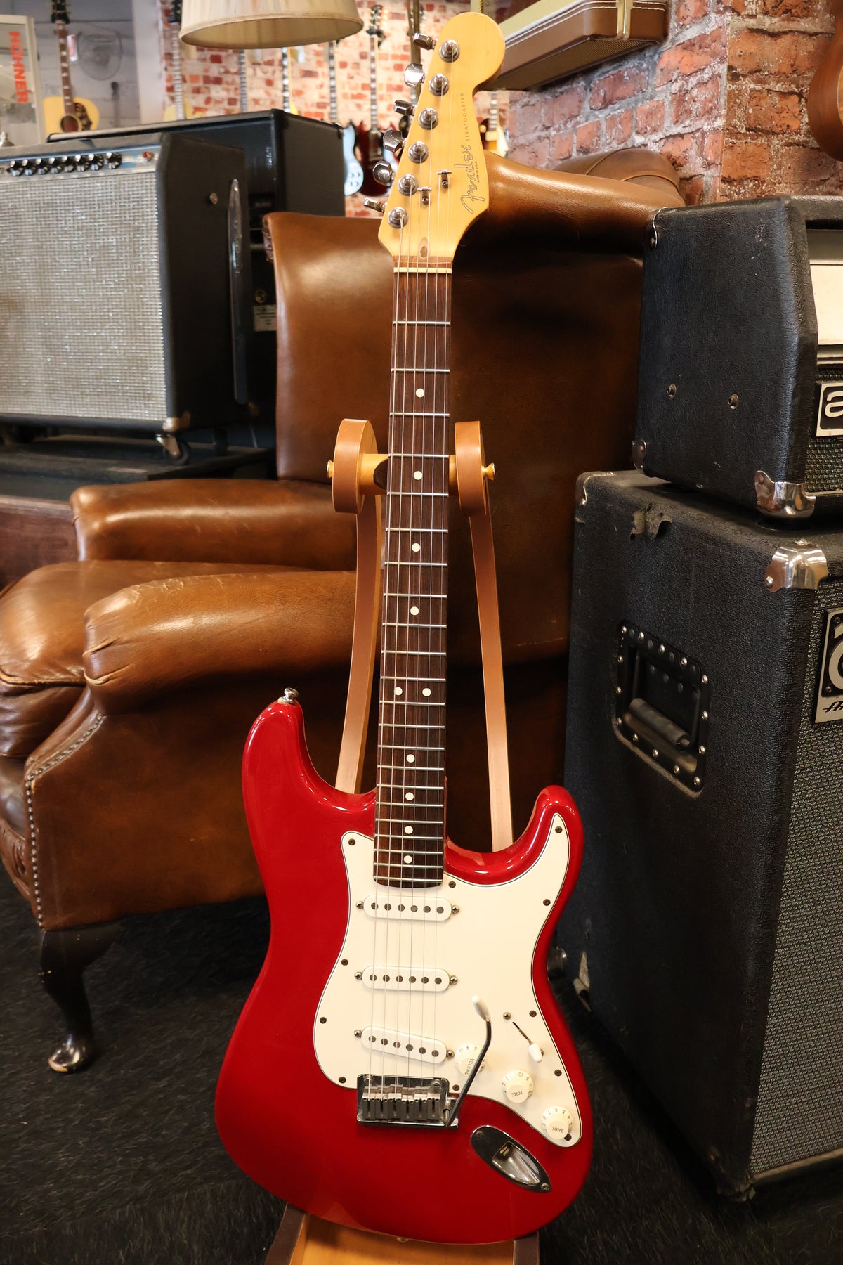 Fender 1995 American Standard Stratocaster Red (Used)