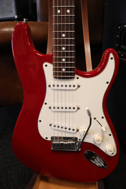 Fender 1995 American Standard Stratocaster Red (Used)