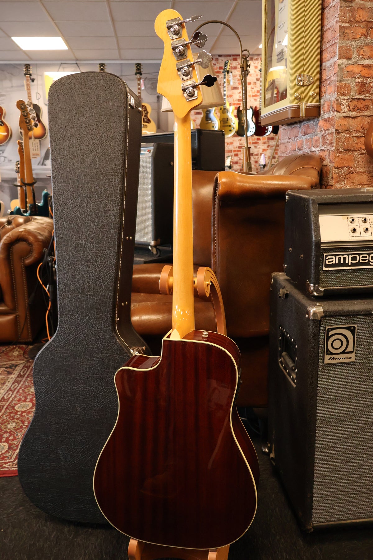 Fender Kingman SCE Acoustic Bass Natural (Used)