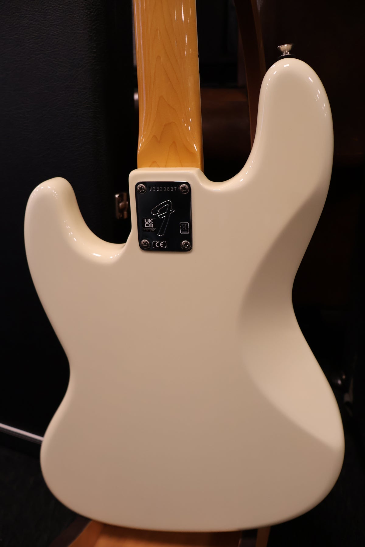 Fender AVRI II '66 Jazz Bass Olympic White (Used)