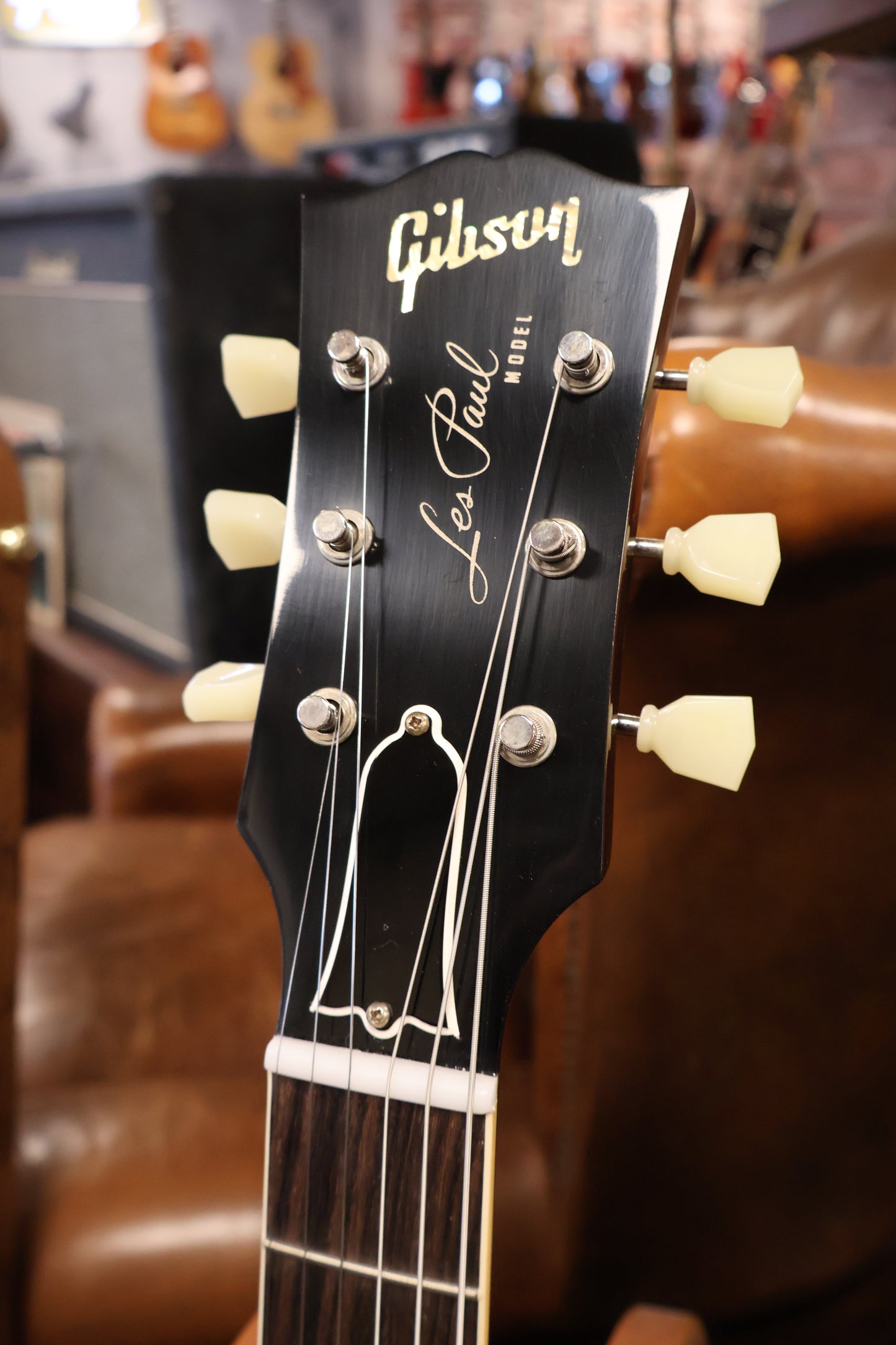 Gibson 1957 Les Paul Goldtop Darkback Reissue VOS (Left-handed)