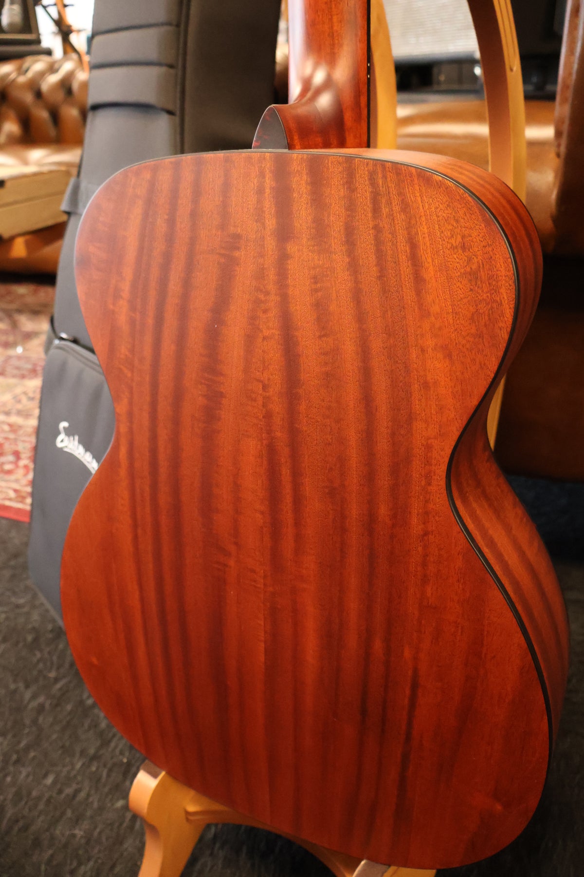 Eastman E1OM Classic Orchestra