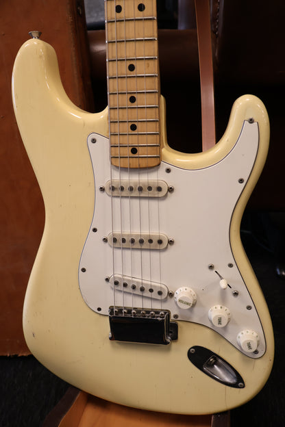 Fender 1974 Stratocaster Olympic White Maple Neck OHSC