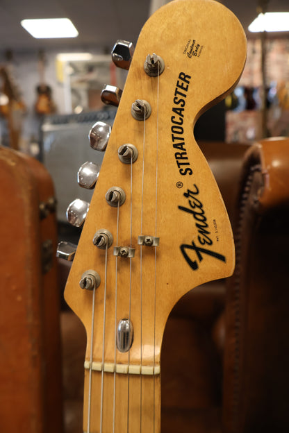 Fender 1974 Stratocaster Olympic White Maple Neck OHSC