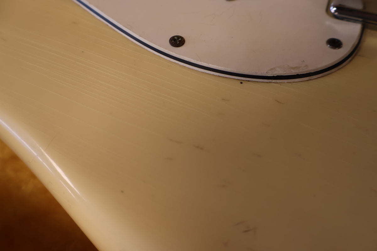 Fender 1974 Stratocaster Olympic White Maple Neck OHSC