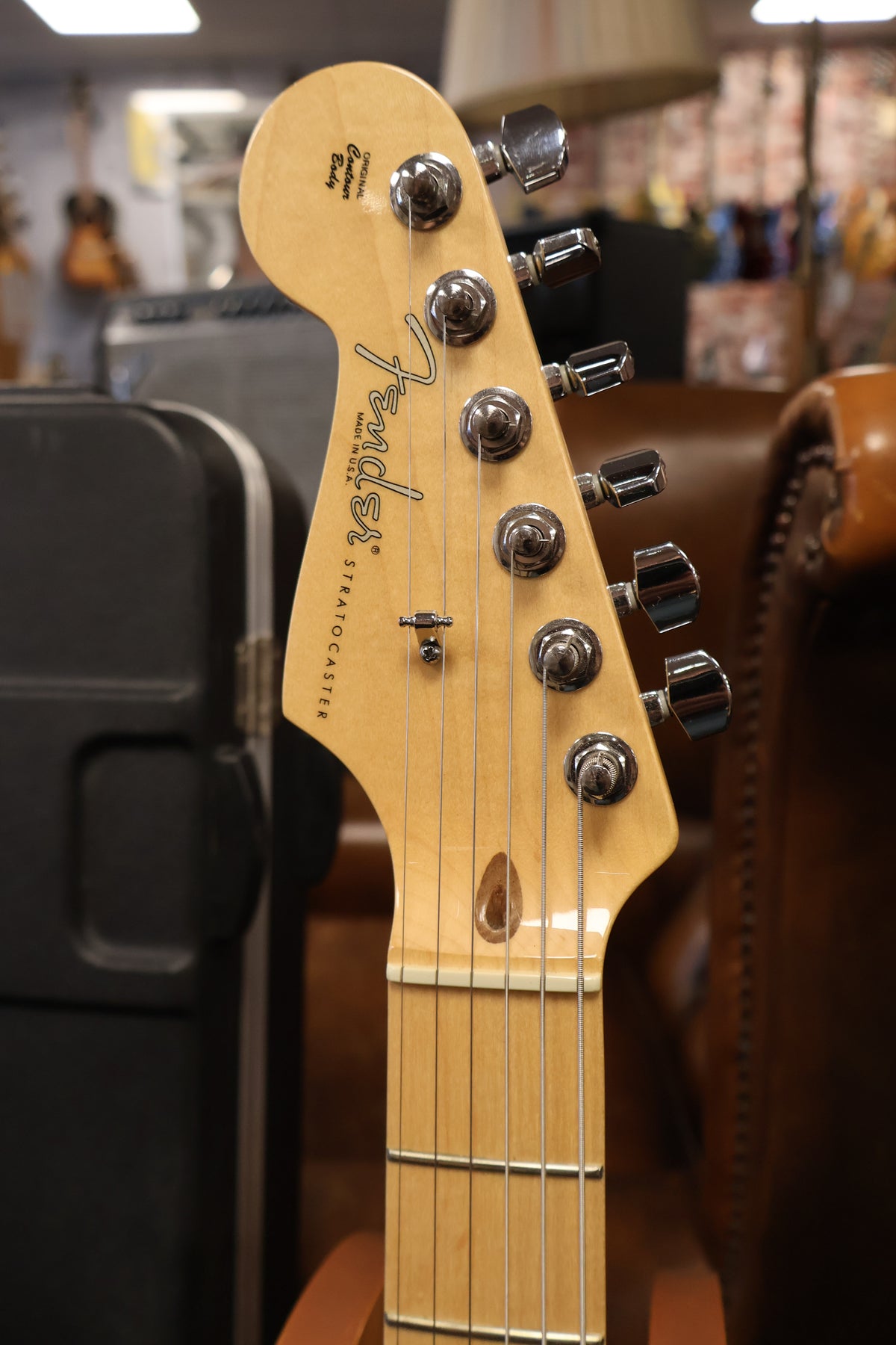 Fender 2009 American Stratocaster Sunburst Lefty (Used)