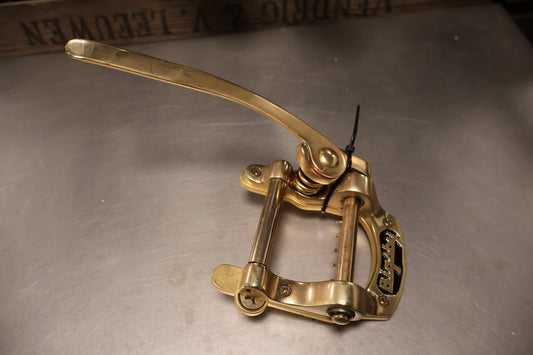 Bigsby B5 Vibrato Tailpiece Gold With Vibromate (Used)