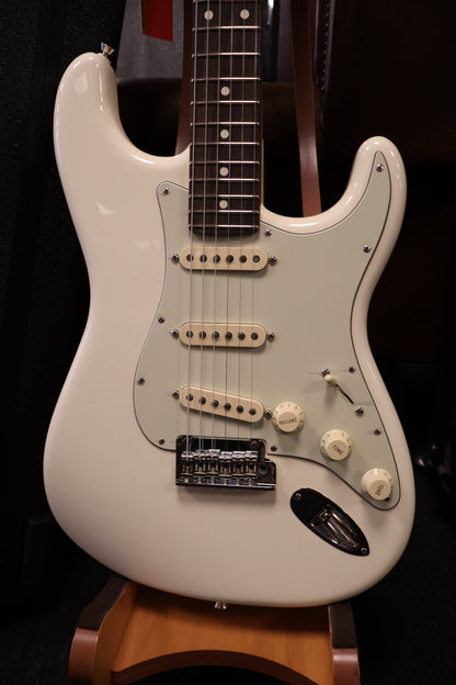 Fender American Professional Stratocaster Olympic White
