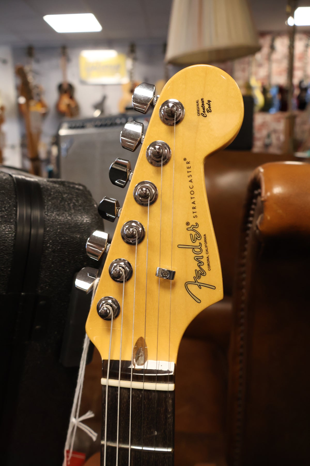 Fender American Professional Stratocaster Olympic White