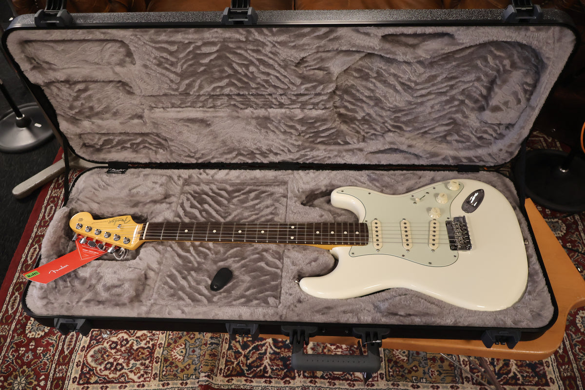 Fender American Professional Stratocaster Olympic White