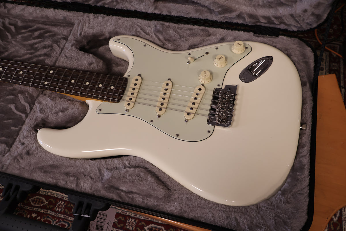 Fender American Professional Stratocaster Olympic White