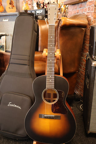 Eastman E1OOSS-SB Slope Shoulder Sunburst (B-STOCK)