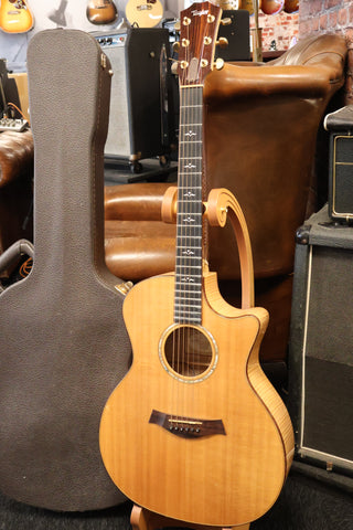 Taylor 614CE LTD 2002 Flamed Maple OHSC (USED)