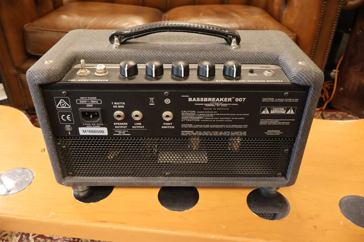 Fender 007 Bassbreaker Head  (Used)