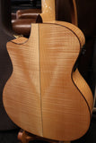 Taylor 614CE LTD 2002 Flamed Maple OHSC (USED)