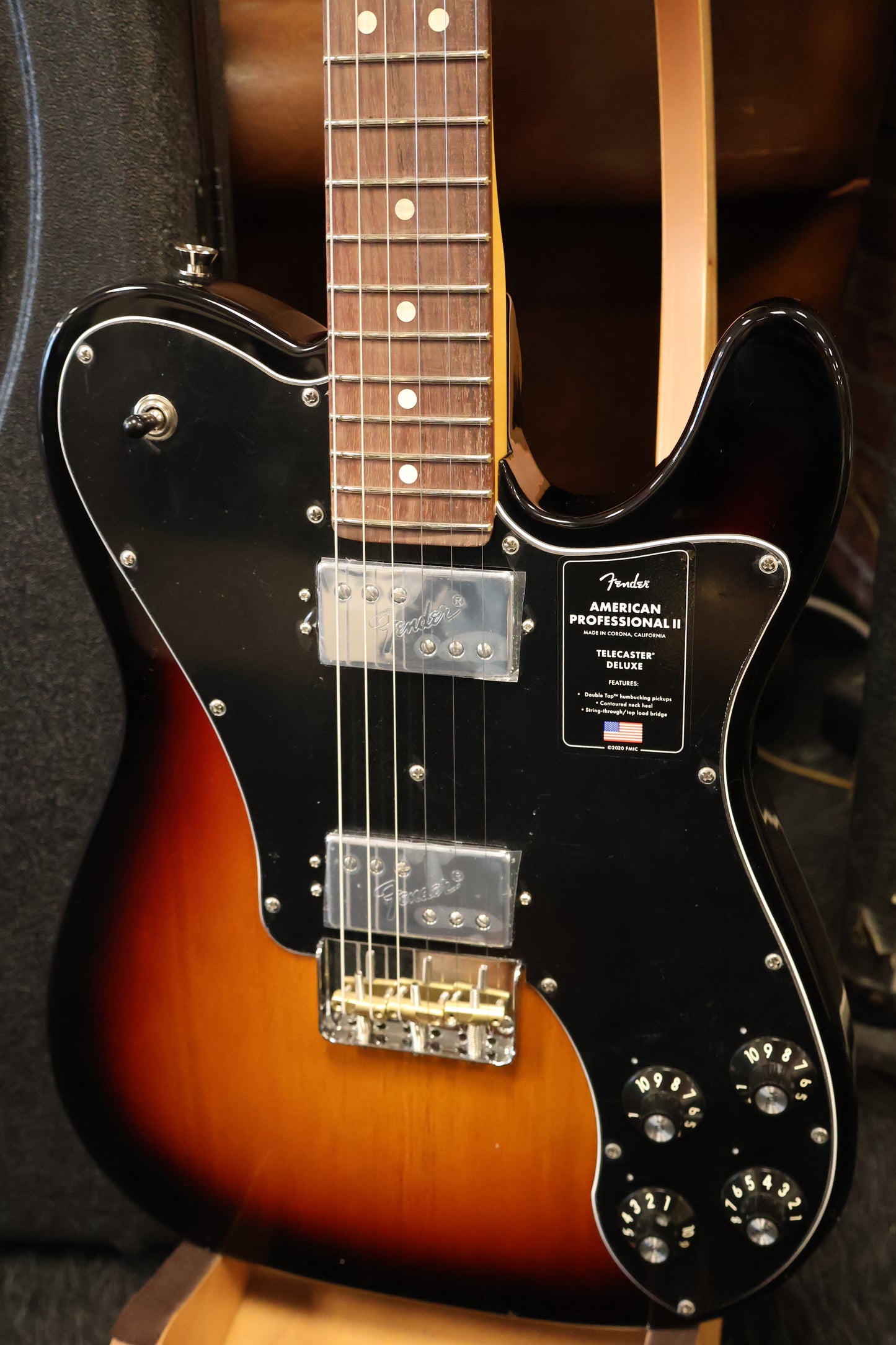Fender American Professional II Telecaster Deluxe 3-Color Sunburst