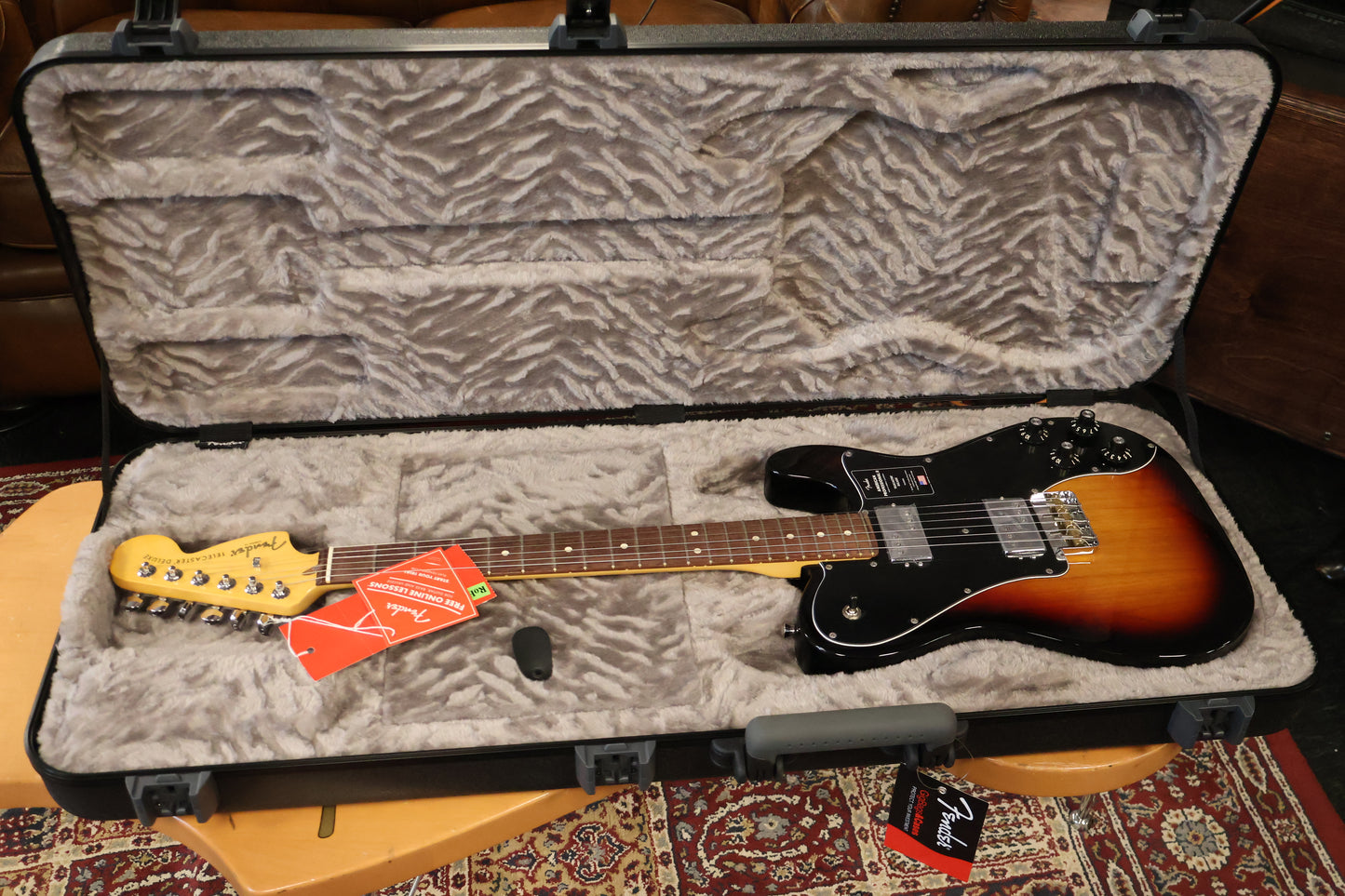 Fender American Professional II Telecaster Deluxe 3-Color Sunburst