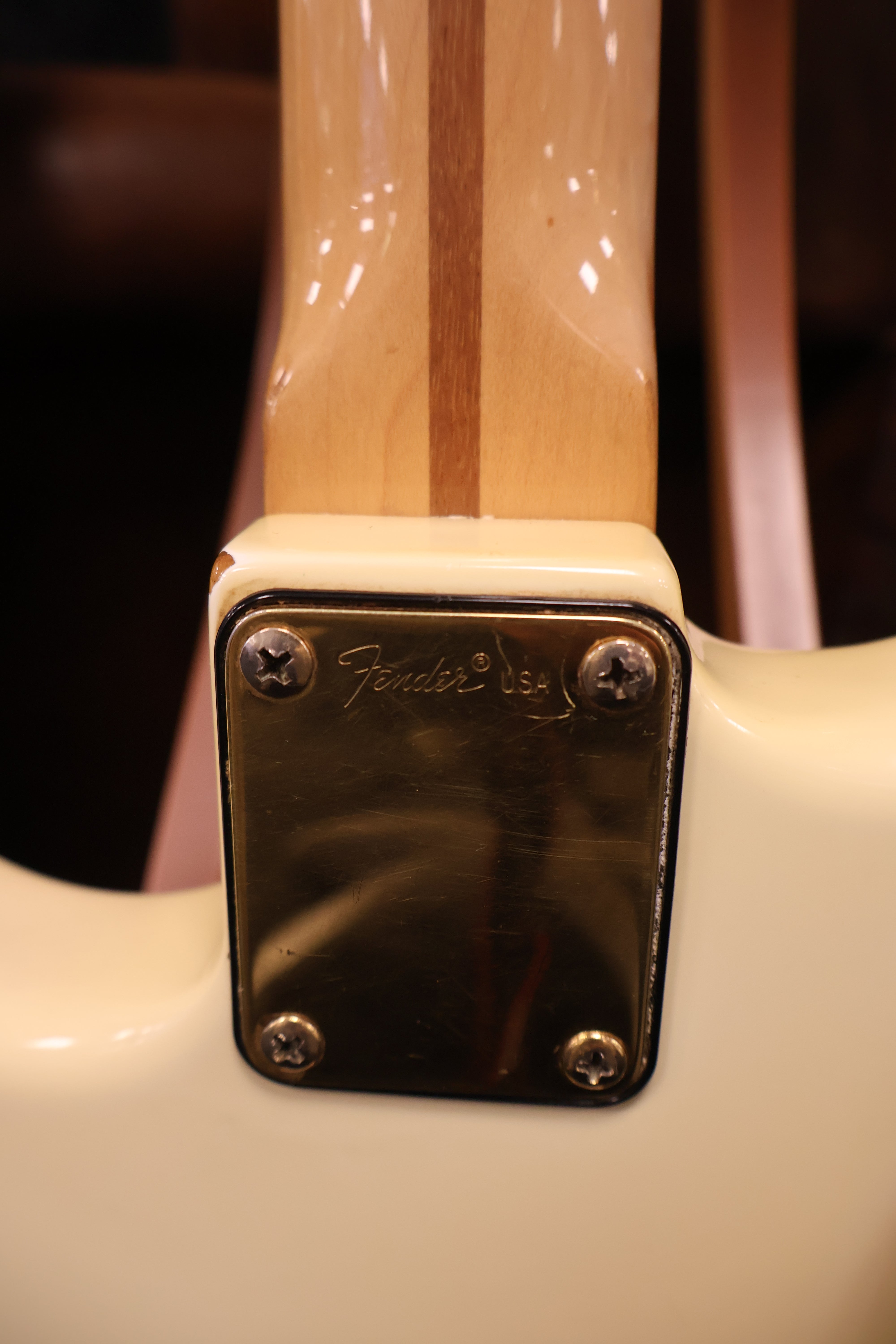 Fender 1980 The Strat Olympic White Gold Hardware OHSC – Dirk Witte