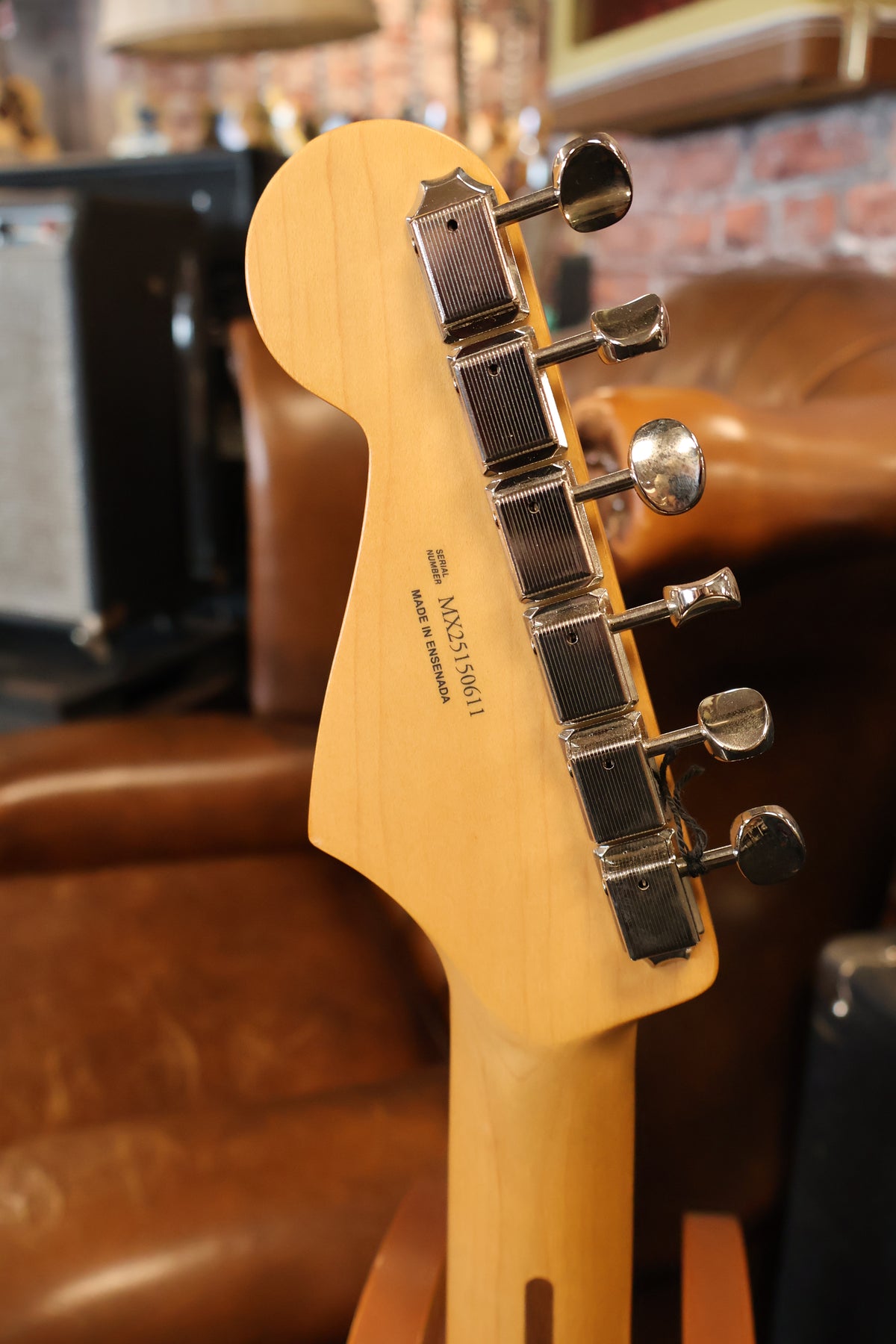 Fender 2025 Player Stratocaster Sunburst (Used)