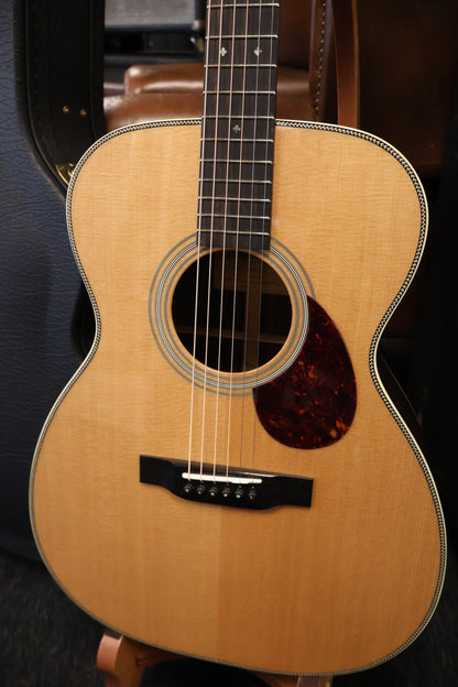 Eastman E8-OM TC Orchestra Model (B-Stock)