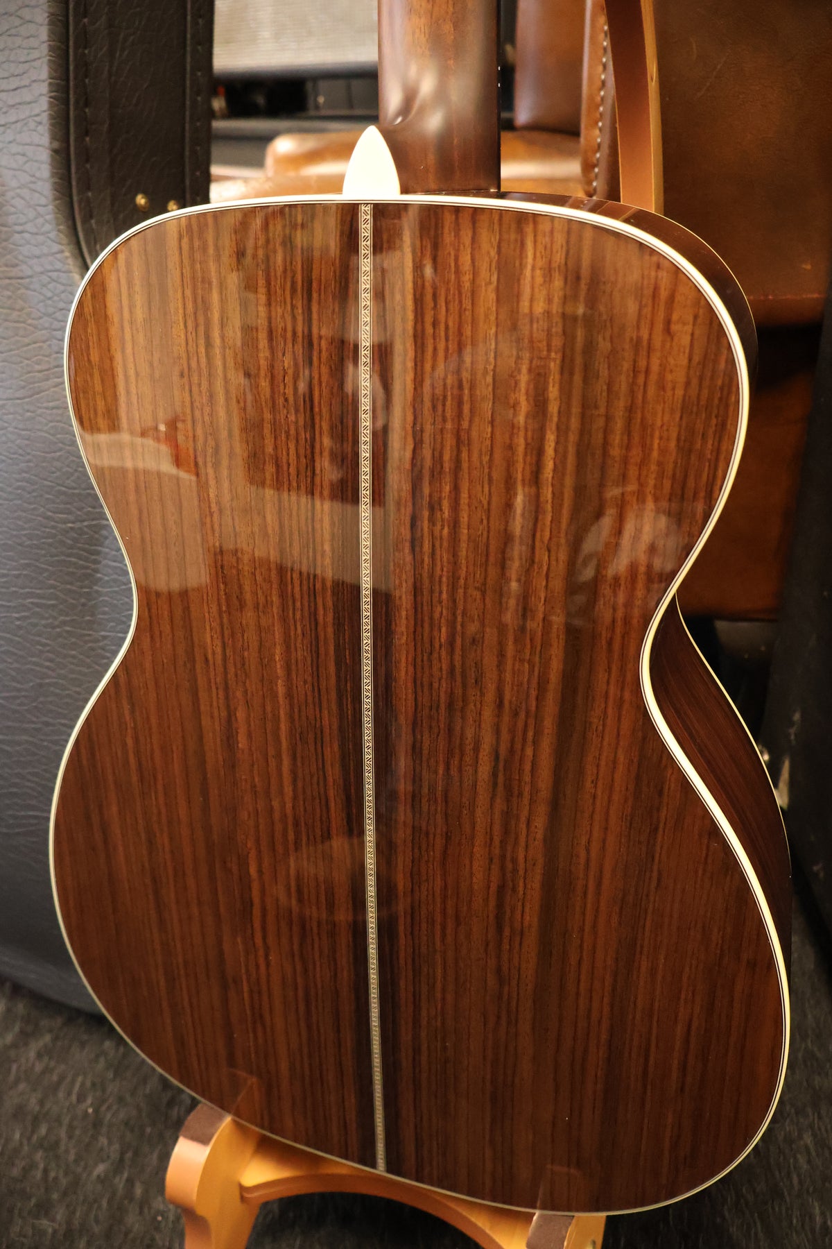 Eastman E8-OM TC Orchestra Model (B-Stock)