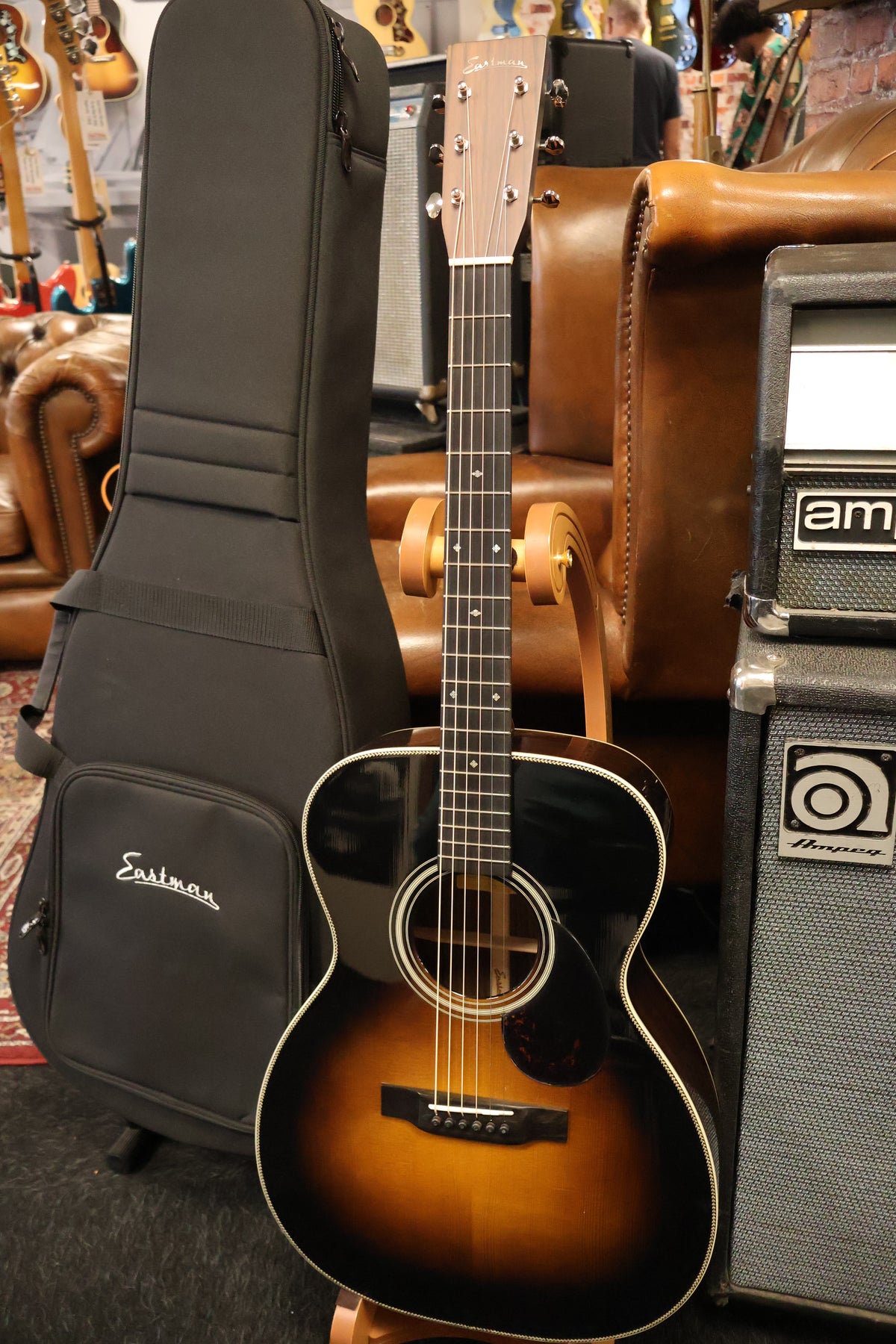 Eastman E20OM-SB-TC Sunburst OM model (B-Stock)