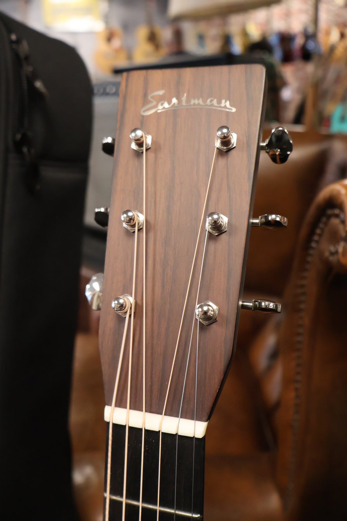 Eastman E20OM-SB-TC Sunburst OM model (B-Stock)