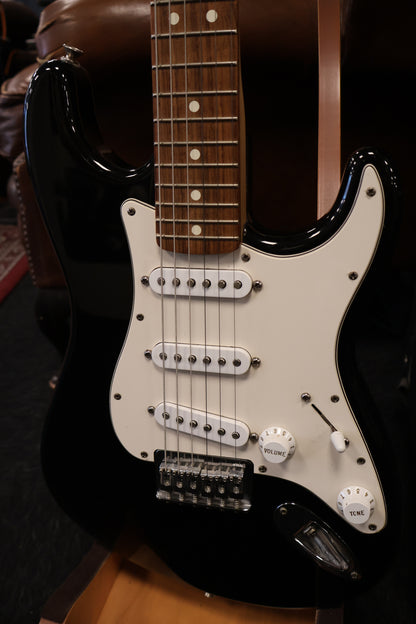Fender Mini Stratocaster 2004 Black (Used)