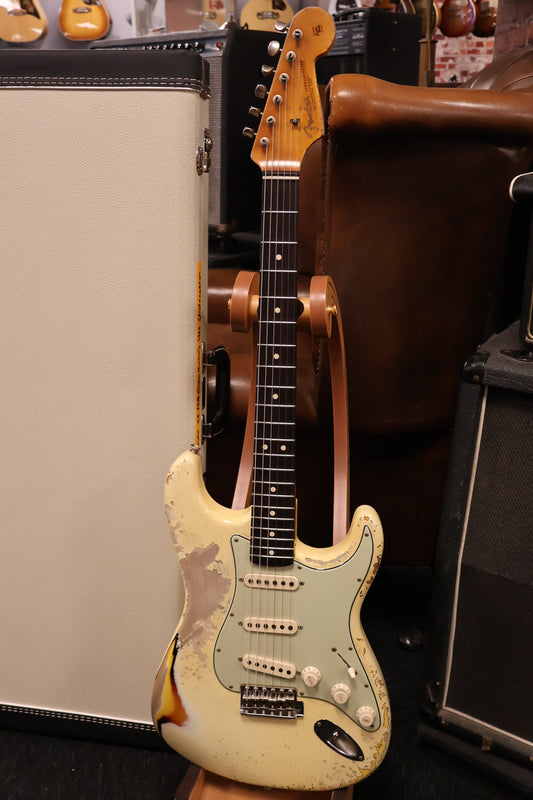 Fender Stratocaster 63 Ult-Relic AVWT/3TSB Kyle Mcmillin 2023