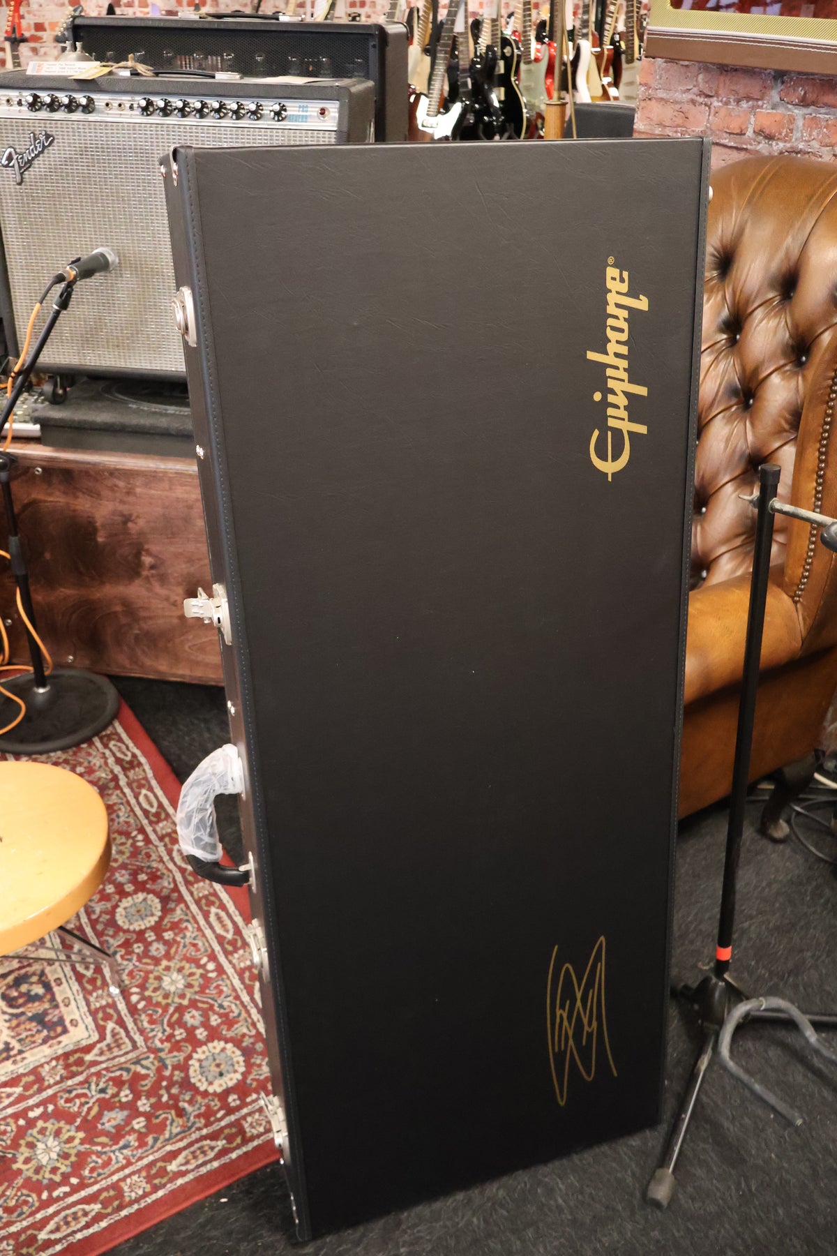 Epiphone Lzzy Hale Explorer Custom, Black Diamond Holographic Sparkle