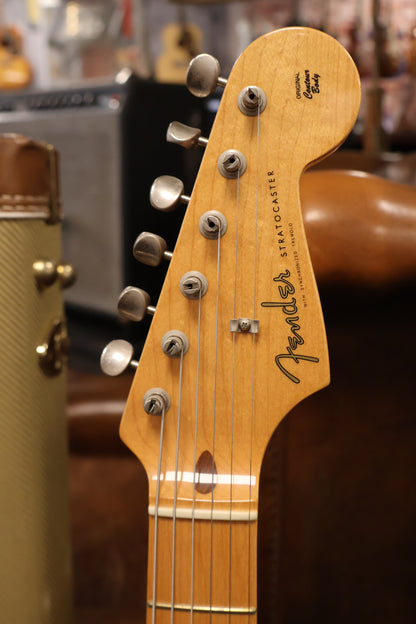 Fender AVRI 57 Stratocaster 2TS (USED)