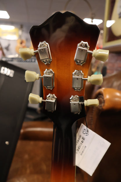 Eastman AR372CE-SB Hollow Body Archtop (B-Stock)