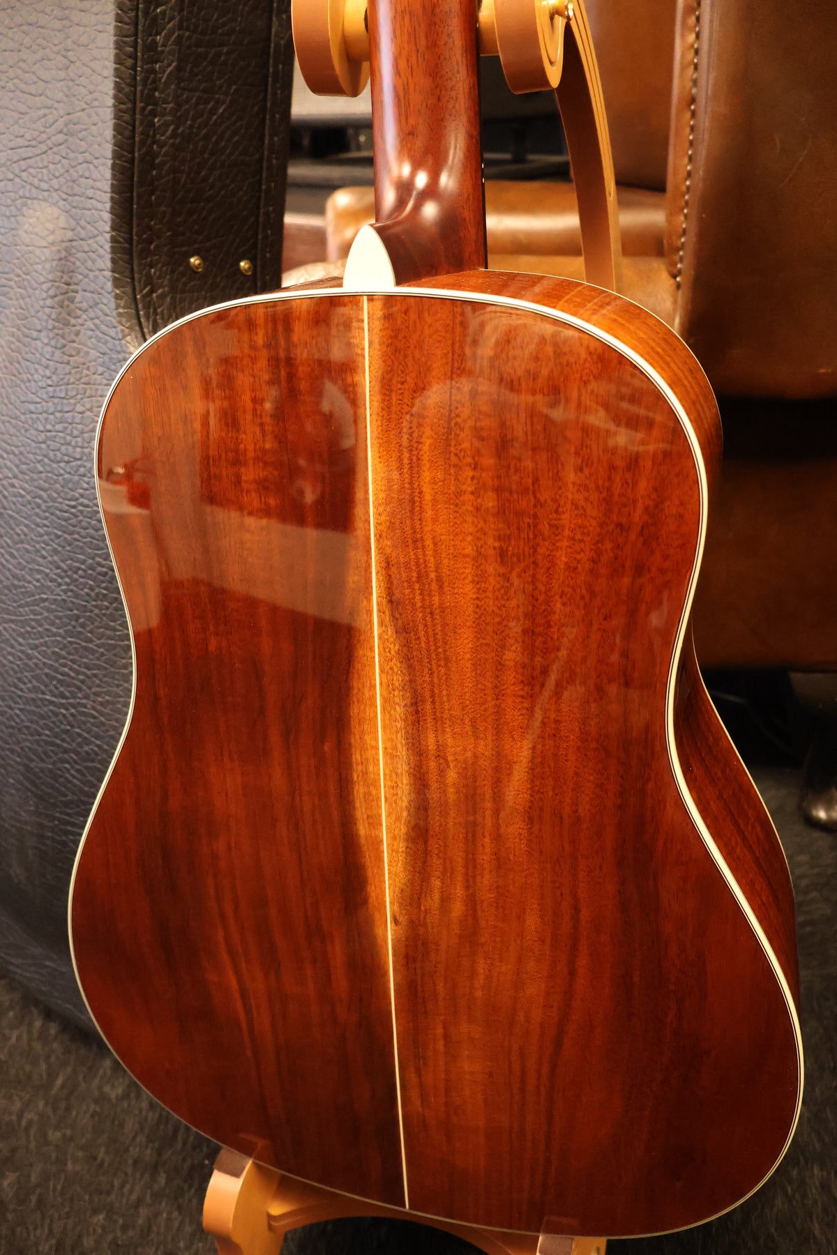 Eastman E6SS-TC Slope Shoulder (B-Stock)