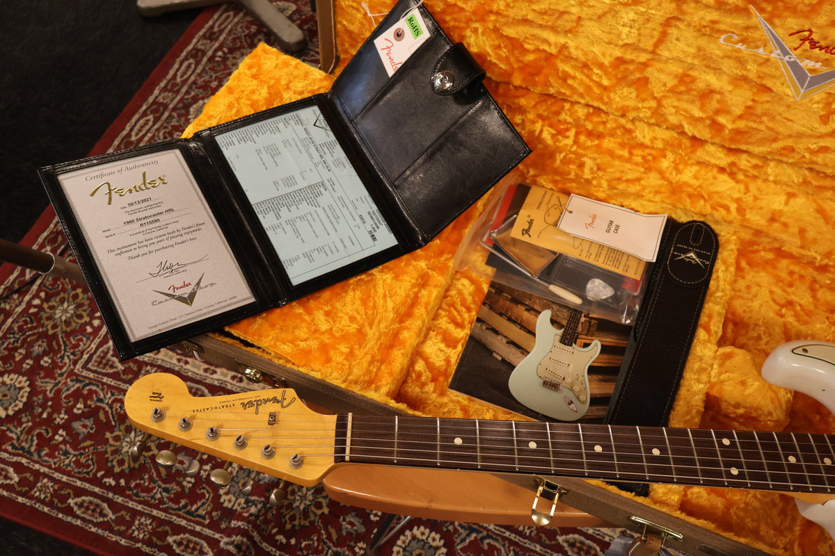 Fender '60 Stratocaster Heavy Relic Olympic White 2021 (Used)