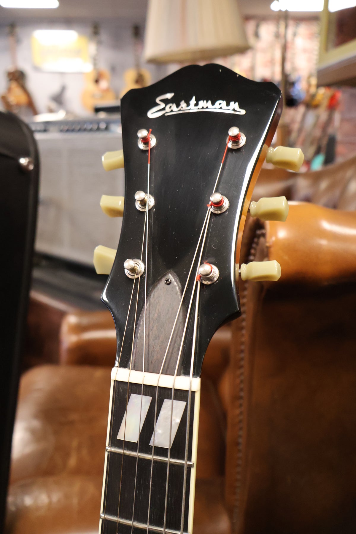Eastman AR372CE Hollow Body Archtop Lefty (Used)