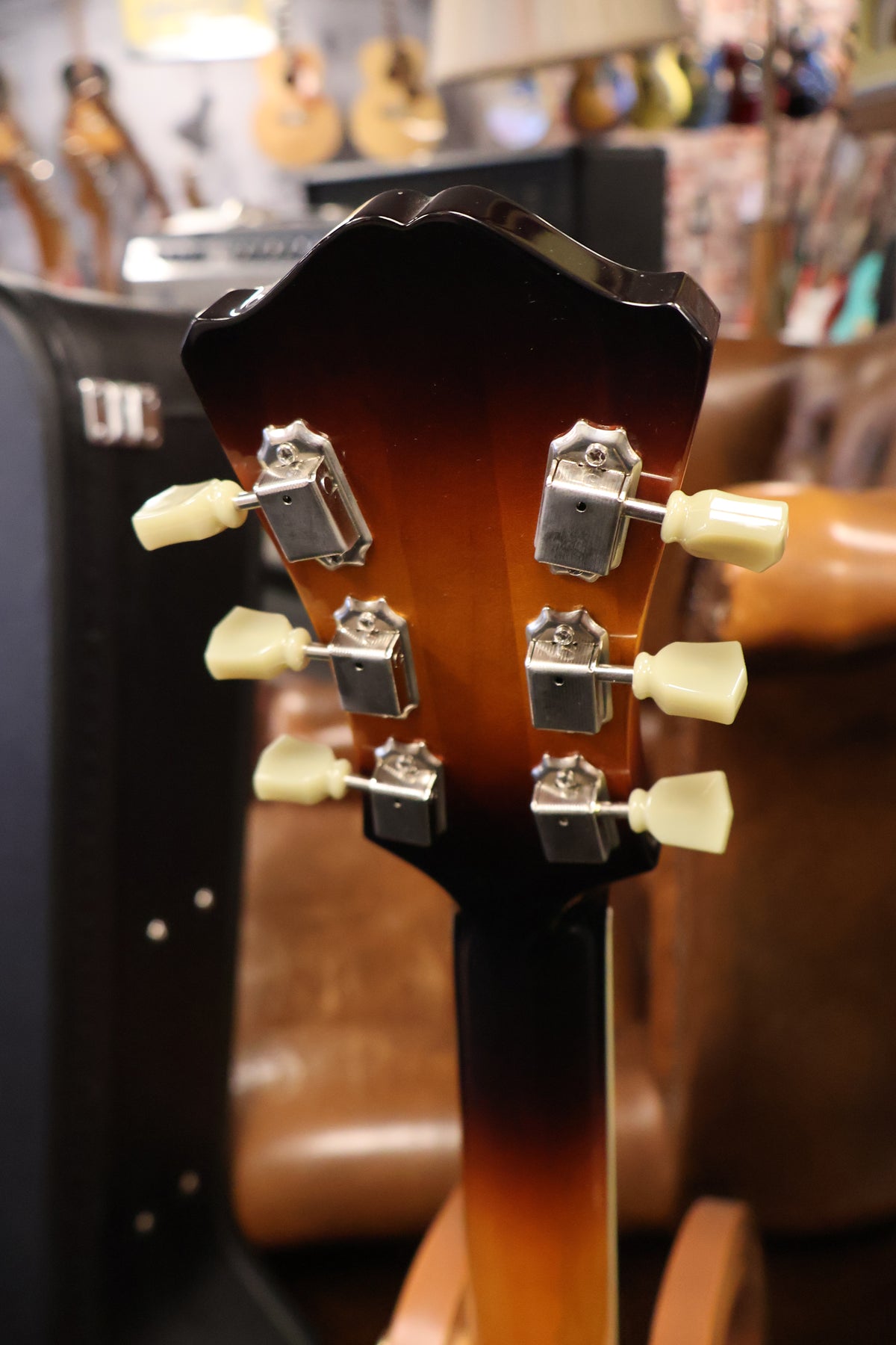 Eastman AR372CE Hollow Body Archtop Lefty (Used)