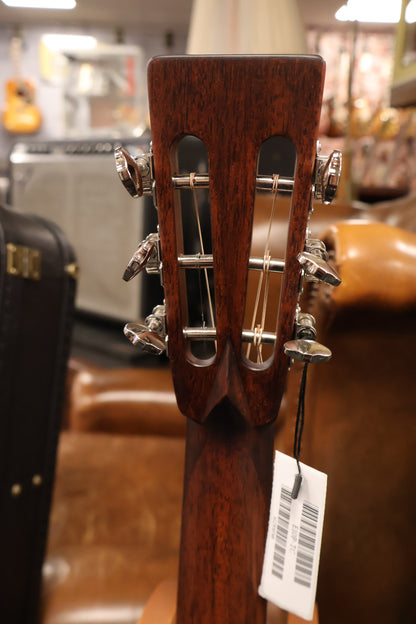 Eastman E10P-TC Parlor Model