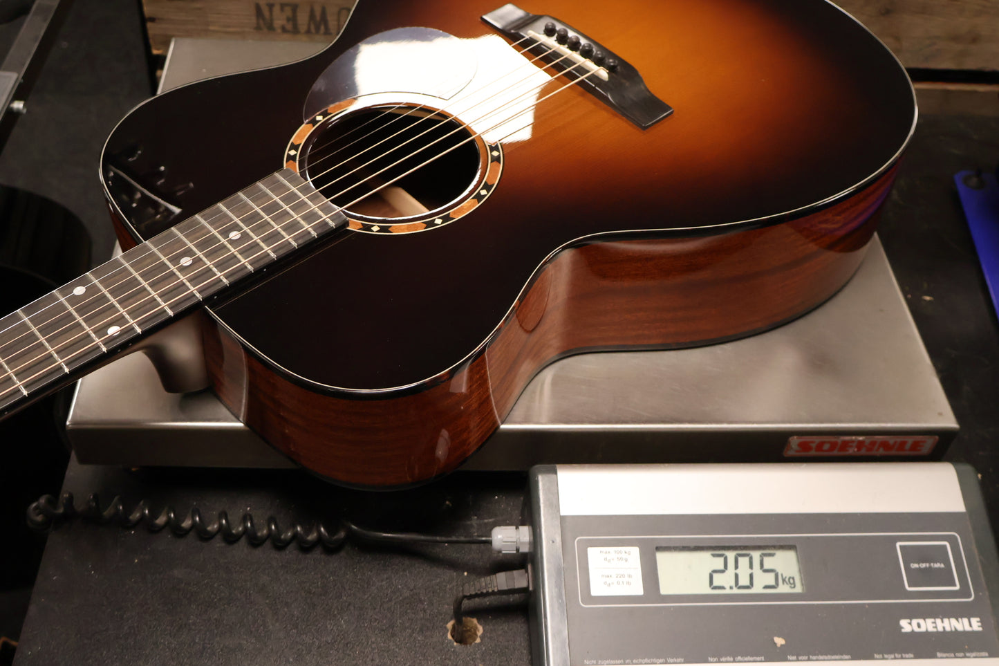 Eastman E2OM-DLX Orchestra Sunburst